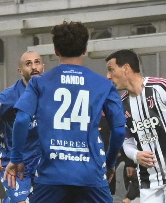 Ascoli, Bando rinnova fino al 2029. E passa in prestito al Potenza