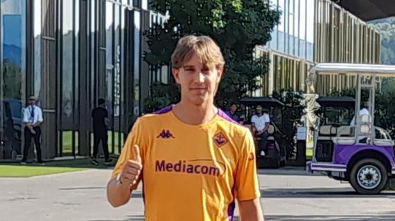 Fazzini, visite fatte con la Fiorentina. Le immagini dell'arrivo al Viola Park per la firma