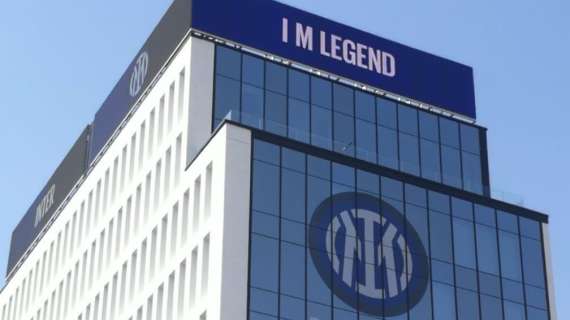 Inter, il nuovo logo non è piaciuto a Moratti. E sui social molti tifosi non hanno digerito il cambio