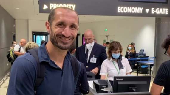 FOTO - Giorgio Chiellini saluta l'Italia, l'ex capitano della Juve in partenza per Los Angeles