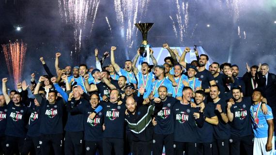 Napoli, altra giornata di festa: solo domani il summit decisivo ADL-Conte