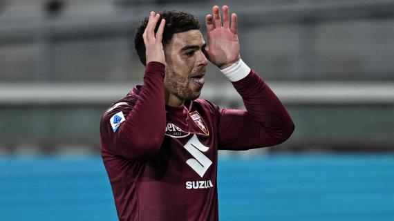 Caprile tiene a galla il Cagliari, ma il Torino conduce per 1-0: al 45' la decide Che Adams