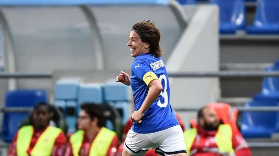 Fiorentina femminile, la FIFA elogia Sabatino: "A 35 anni segna ancora per divertimento"