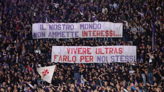 La Curva Fiesole si schiera contro quella del Milan (e dell'Inter): "Ultras no business"