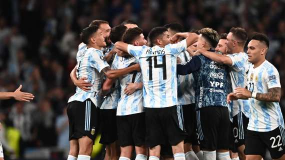 Solo Argentina in campo, ma alla fine festeggia anche la Polonia: entrambe agli ottavi