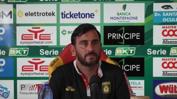 Catanzaro, Aquilani: "Tanti progressi, ma manca la vittoria. La vorremmo con la Juve Stabia"