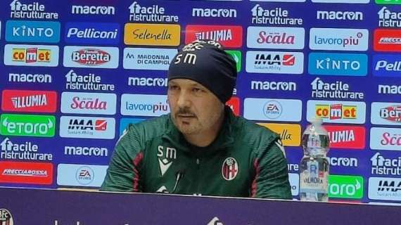 Bologna, Mihajlovic: "Vlahovic è forte ma non ho paura di lui. Felice per la mia Nazionale"