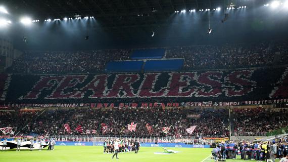 Solo fischi per il Milan. A San Siro scatta la contestazione: "Ci avete rotto il ca***"