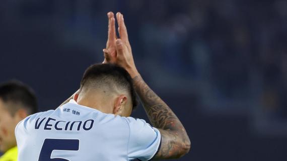Lazio verso l'esordio in campionato a Como, Vecino a rischio forfait