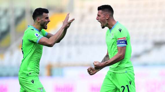 Spezia al palo (due volte), Lazio brava e cinica: al 45' è 2-0, gol di Immobile e Milinkovic-Savic