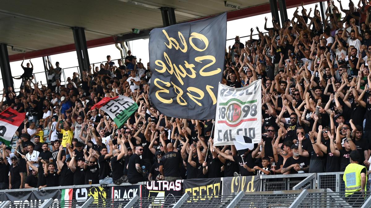 Serie B, Ascoli-Avellino: al "Del Duca" la bolgia marchigiana testa la marcia dei lupi irpini