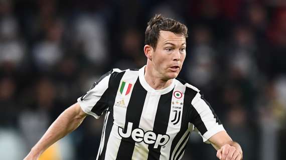 Lichtsteiner: "Francia favorita, ma anche l'Italia può vincere l’Europeo per tanti motivi"