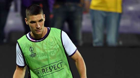 In pieno recupero il Milan fa 2-1 sulla Fiorentina: autogol di Milenkovic, proteste viola