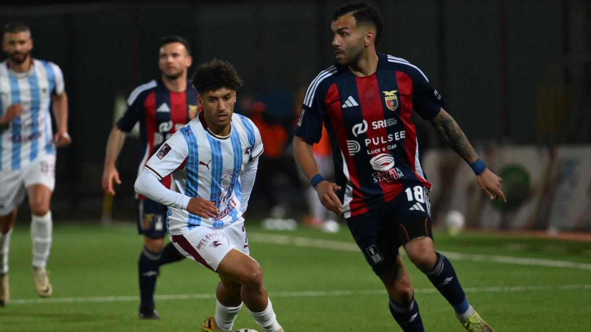 Casertana, riecco Oukhadda: contratto biennale per il difensore