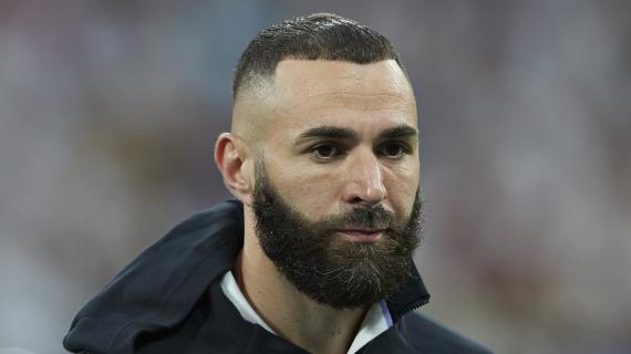 In Francia è bufera su Benzema, una senatrice: "Togliamogli Pallone d'Oro e cittadinanza"