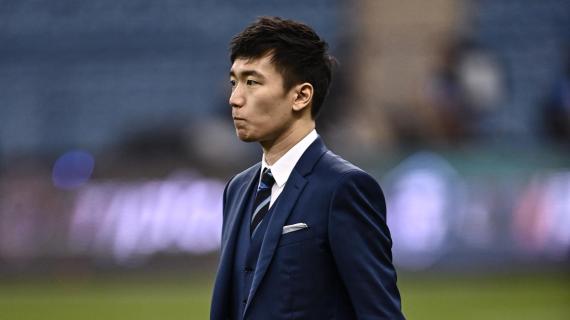Inter, un calcio alla scaramanzia: Zhang aggiunge una stella e una clessidra su Instagram 