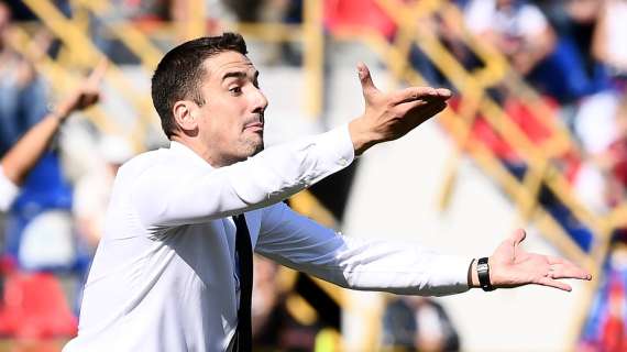 Roma, Velazquez presenta Oliveira: "Adatto alla Serie A. Tornare? Mi piacerebbe"
