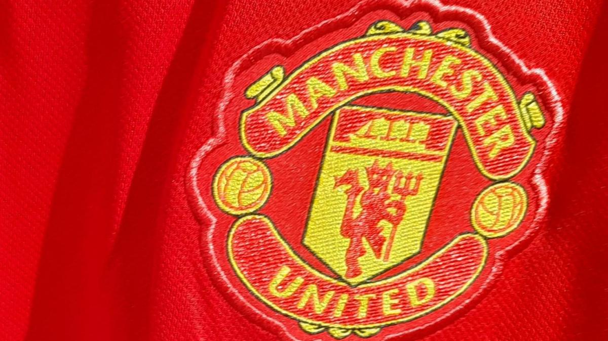 Manchester United, Heaton non viene schierato da 3 anni. Ma firma il rinnovo