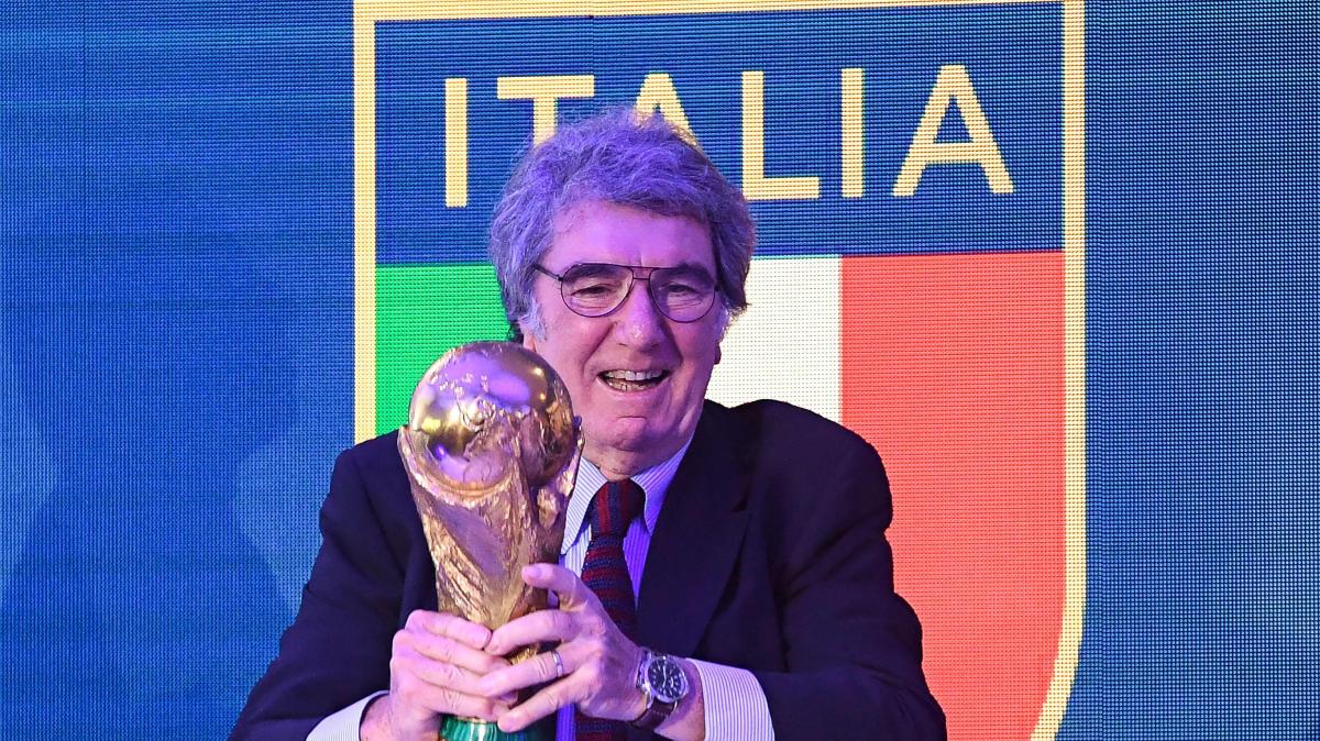 Auguri a Dino Zoff, il campione del mondo compie 84 anni. Gravina: "Esempio e icona, grati per sempre"