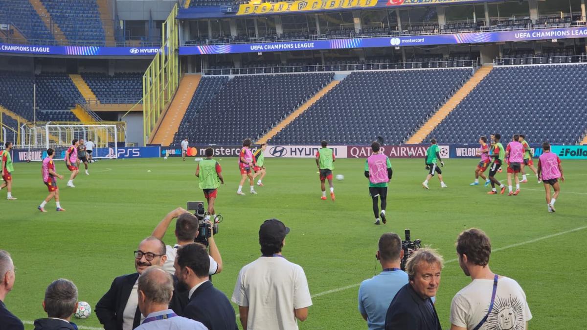 Gruppo al completo per Gasperini: le immagini della rifinitura prima di Fenerbahce-Roma