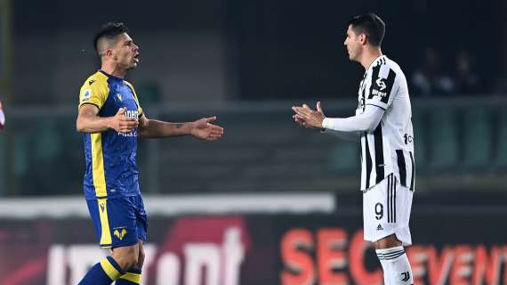 Juve clamorosamente sotto di due a Verona. Cori dei tifosi bianconeri contro la squadra