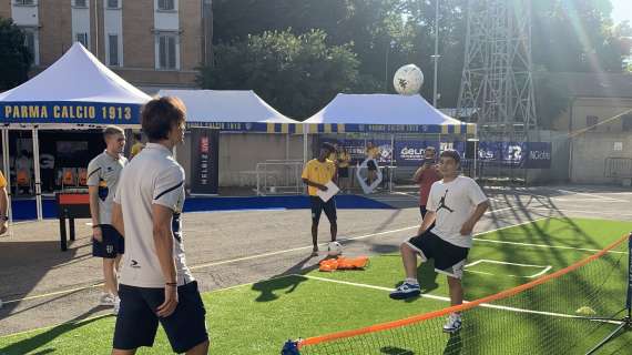 "Andiamo al Parma", la società apre le porte del "Tardini" ai tifosi: mille presenze, tanti bambini