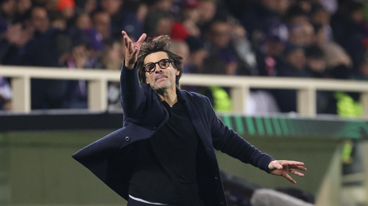 Al Franchi è ultima contro penultima. Il Corriere Fiorentino: "Duello col Verona in zona rossa"